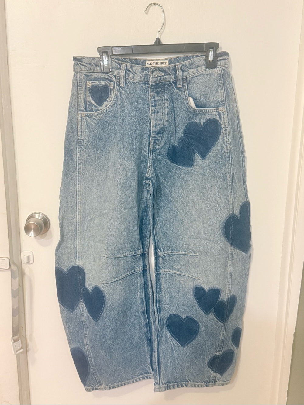 We The Free Good-luck Shadow Patch Heart Barrel Jeans - Picture 3 of 5